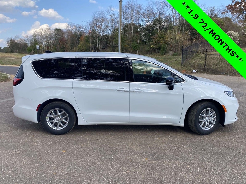 2026 Chrysler Pacifica PACIFICA SELECT