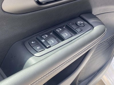 2027 Chrysler Pacifica PACIFICA SELECT
