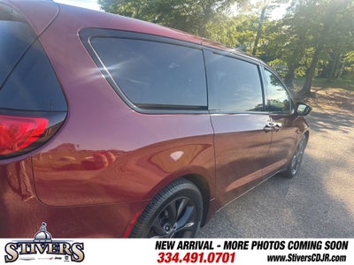 2019 Chrysler Pacifica Touring Plus