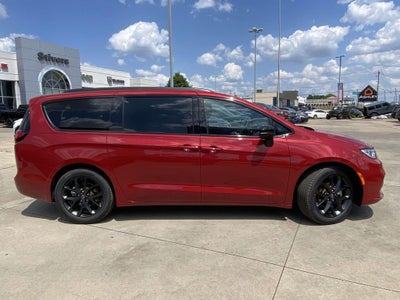 2026 Chrysler Pacifica PACIFICA LIMITED