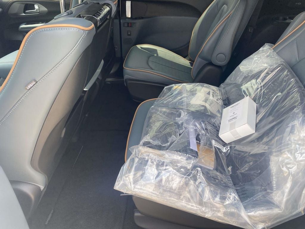 2027 Chrysler Pacifica PACIFICA PINNACLE