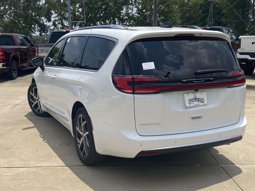 2027 Chrysler Pacifica PACIFICA PINNACLE
