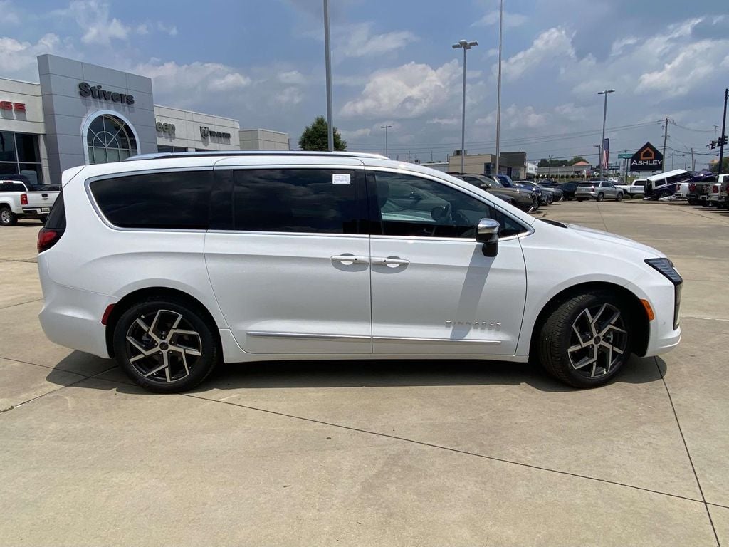 2027 Chrysler Pacifica PACIFICA PINNACLE