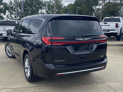 2026 Chrysler Pacifica PACIFICA SELECT AWD