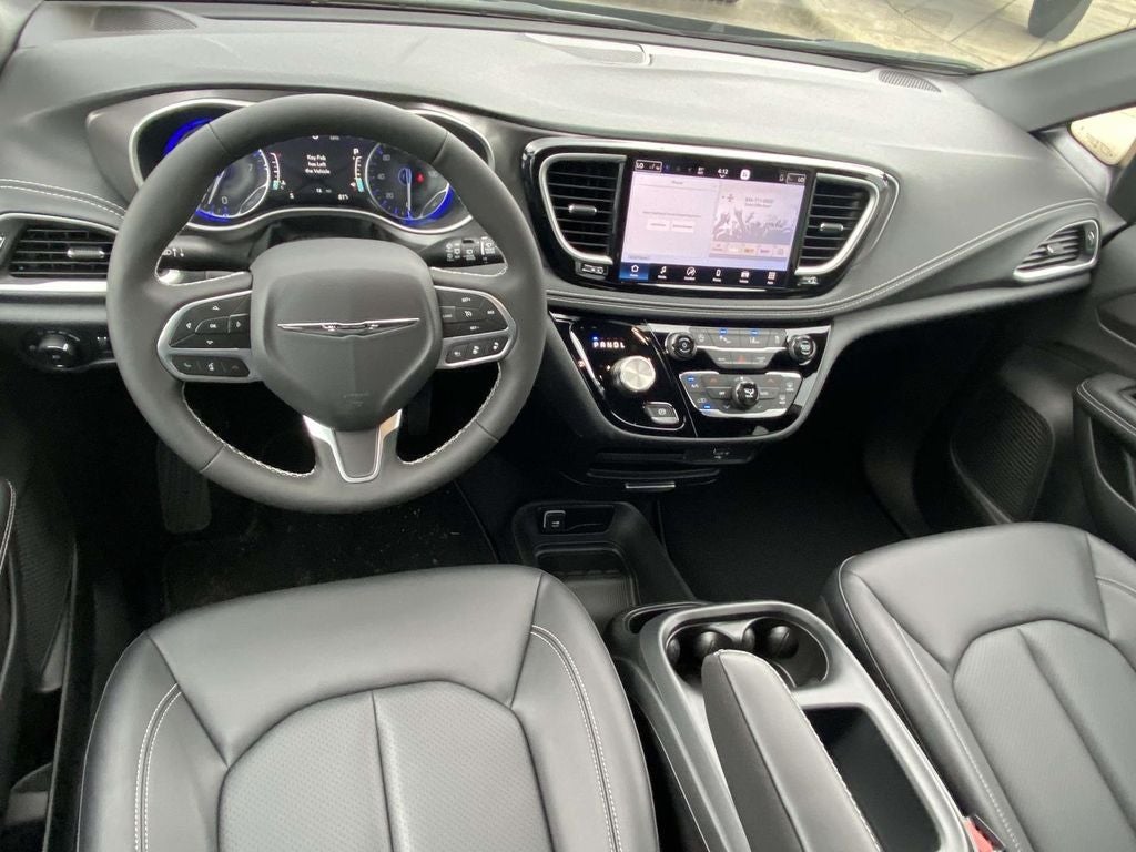 2026 Chrysler Pacifica PACIFICA SELECT AWD