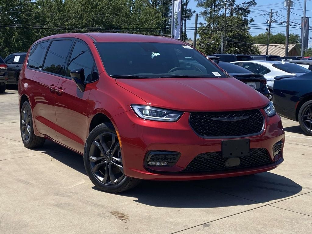 2026 Chrysler Pacifica PACIFICA SELECT AWD