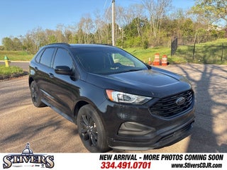 2022 Ford Edge SE