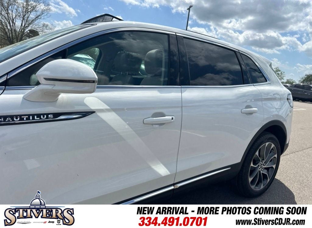 2022 Lincoln Nautilus Reserve