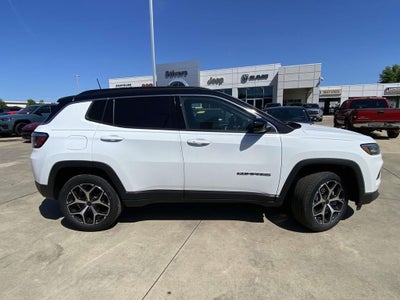 2026 Jeep Compass COMPASS LIMITED 4X4