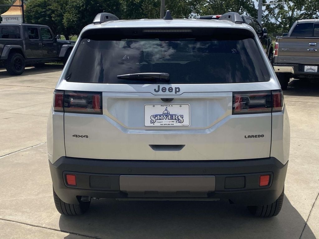 2026 Jeep Cherokee CHEROKEE LAREDO 4X4