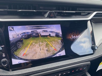 2026 Jeep Cherokee CHEROKEE LAREDO 4X4