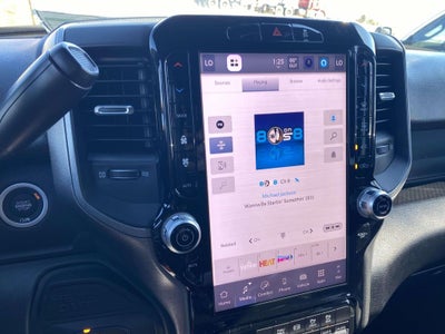 2026 RAM Ram 3500 RAM 3500 TRADESMAN CREW CAB 4X4 6'4' BOX