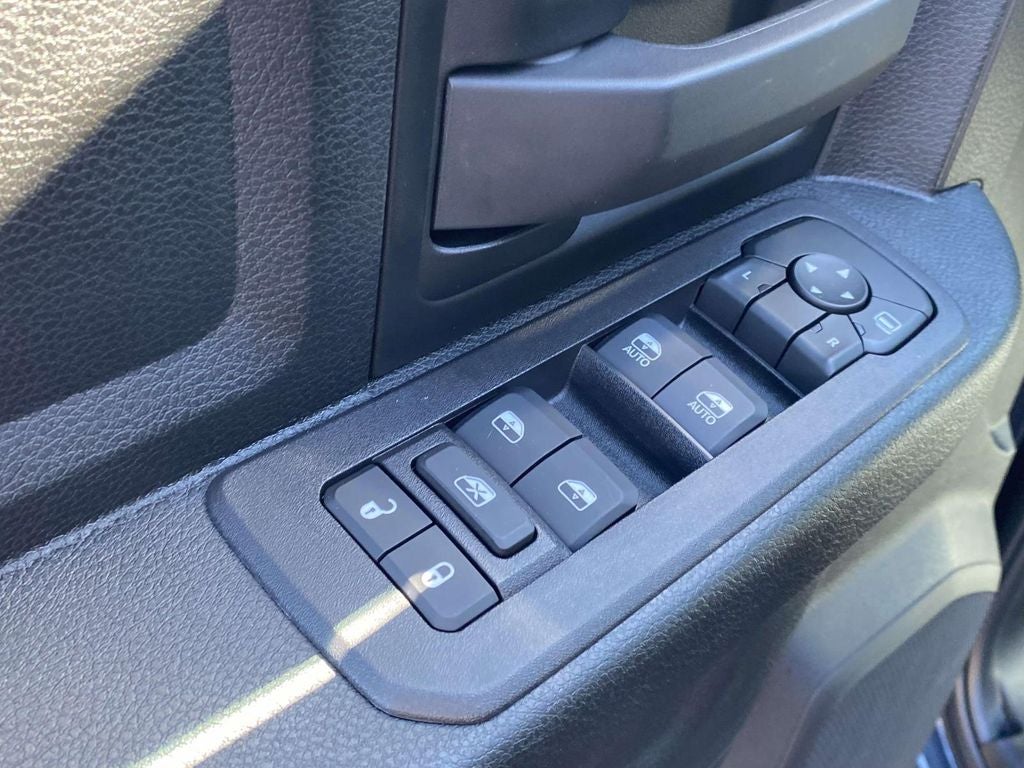 2026 RAM Ram 3500 RAM 3500 TRADESMAN CREW CAB 4X4 6'4' BOX