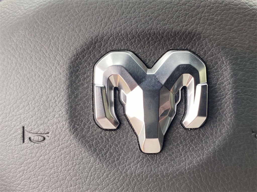 2025 RAM Ram 3500 RAM 3500 TRADESMAN CREW CAB 4X4 8' BOX