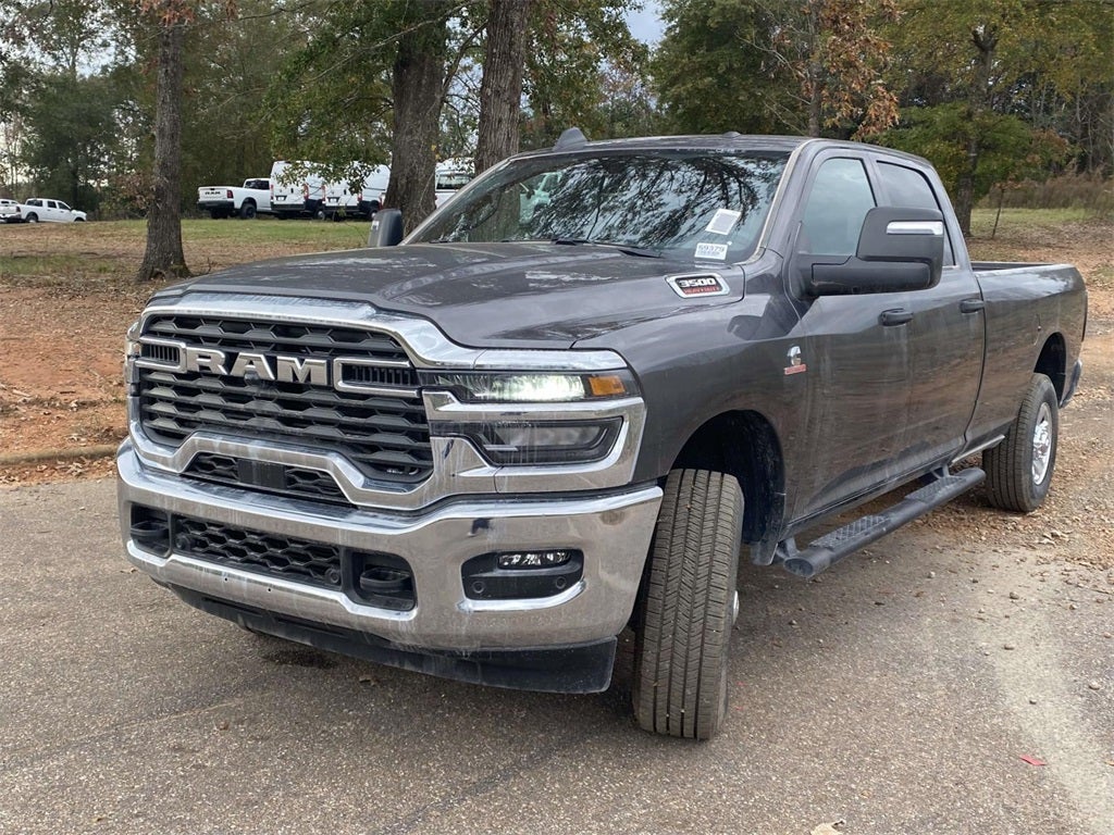 2025 RAM Ram 3500 RAM 3500 TRADESMAN CREW CAB 4X4 8' BOX