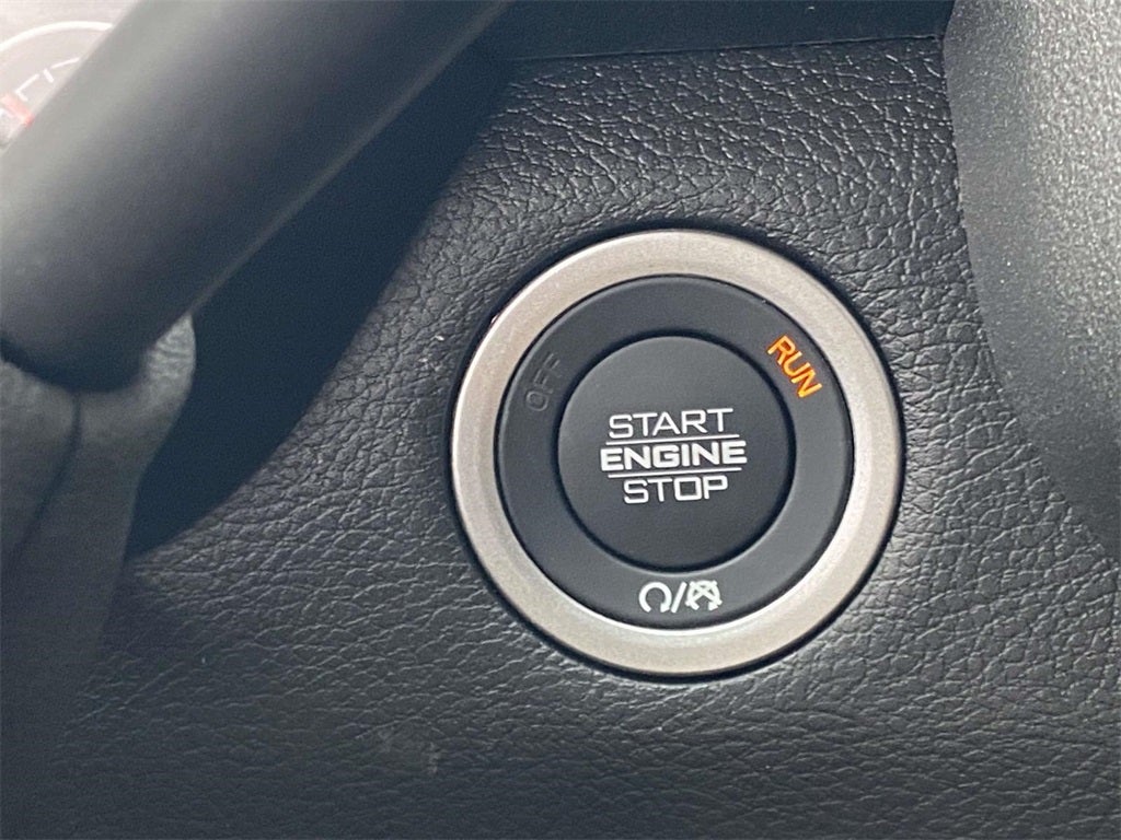 2025 RAM Ram 3500 RAM 3500 TRADESMAN CREW CAB 4X4 8' BOX