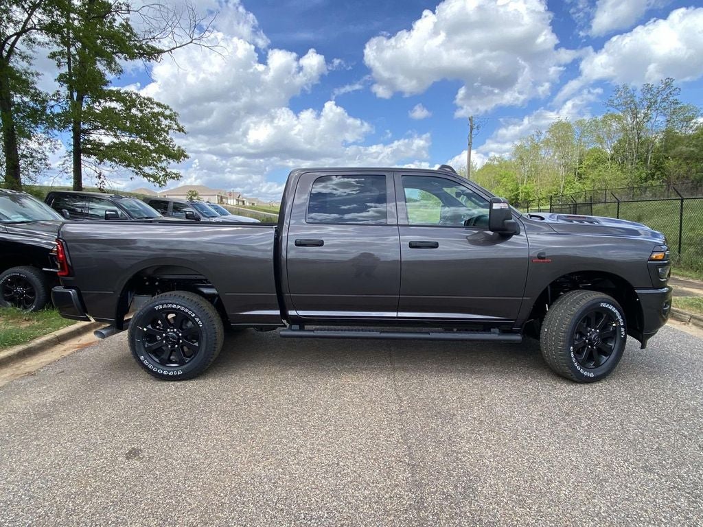 2026 RAM Ram 2500 RAM 2500 BLACK EXPRESS CREW CAB 4X4 6'4' BOX