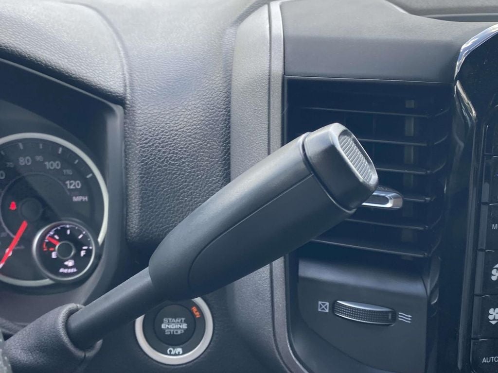 2026 RAM Ram 2500 RAM 2500 BLACK EXPRESS CREW CAB 4X4 6'4' BOX