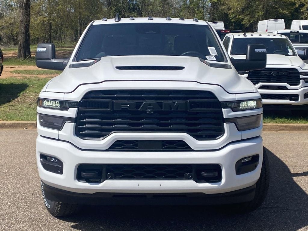 2026 RAM Ram 2500 RAM 2500 BLACK EXPRESS CREW CAB 4X4 6'4' BOX