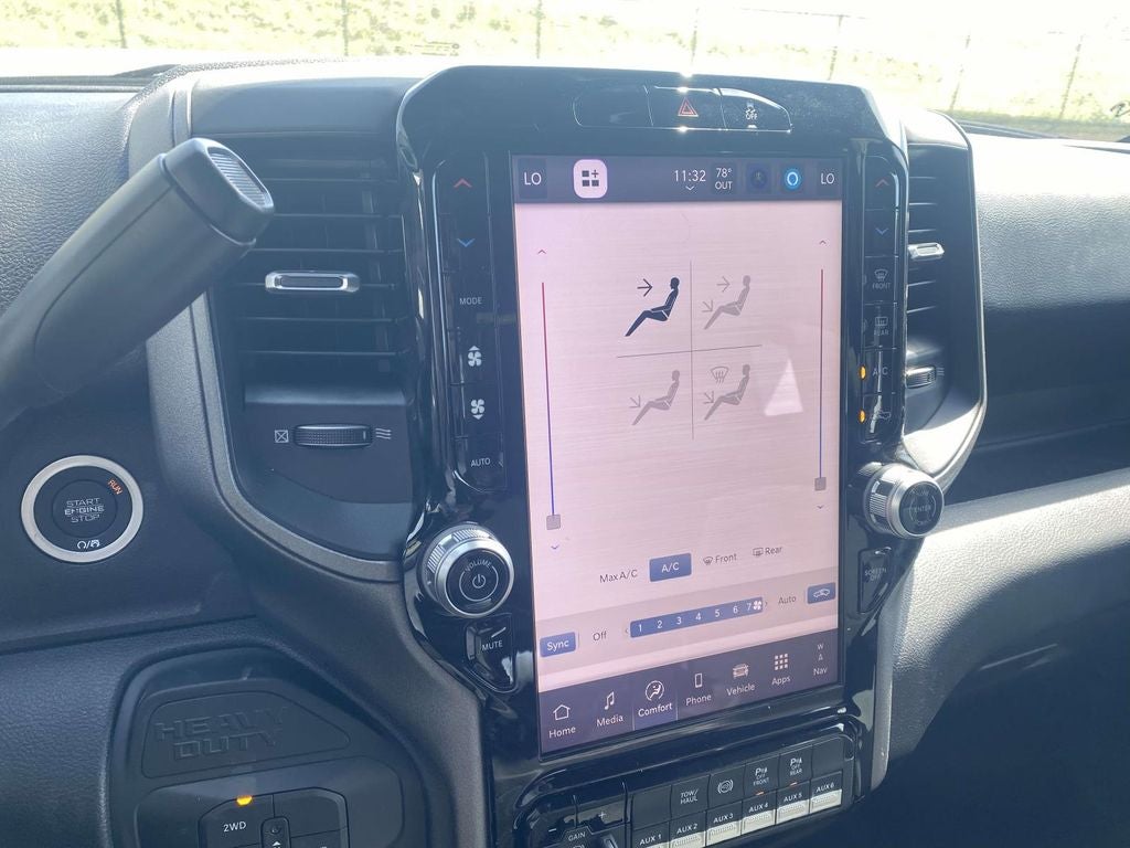 2026 RAM Ram 2500 RAM 2500 BLACK EXPRESS CREW CAB 4X4 6'4' BOX