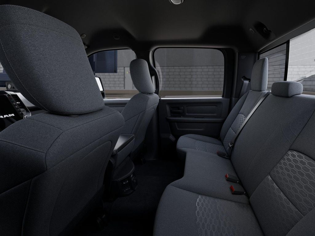 2026 RAM Ram 2500 RAM 2500 BLACK EXPRESS CREW CAB 4X4 6'4' BOX