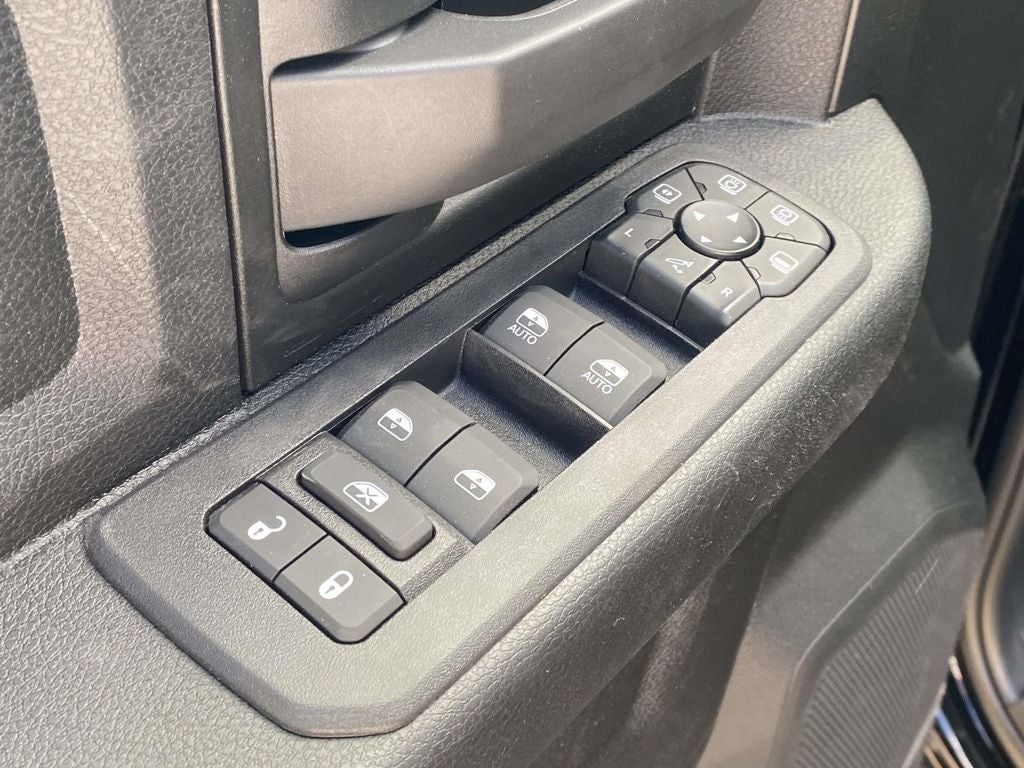 2026 RAM Ram 2500 RAM 2500 BLACK EXPRESS CREW CAB 4X4 6'4' BOX