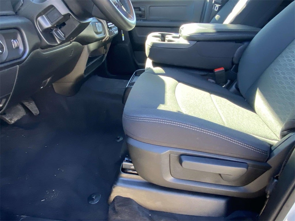 2026 RAM Ram 2500 RAM 2500 WARLOCK CREW CAB 4X4 6'4' BOX