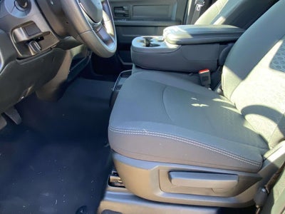 2026 RAM Ram 2500 RAM 2500 BLACK EXPRESS CREW CAB 4X4 6'4' BOX