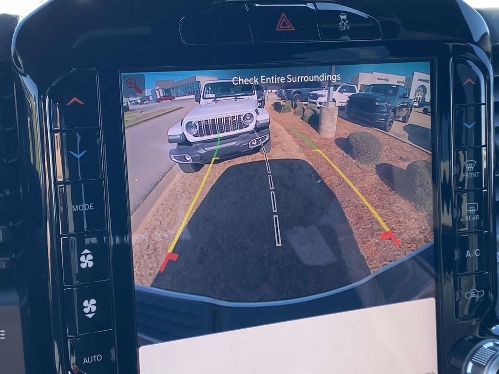 2026 RAM Ram 2500 RAM 2500 BLACK EXPRESS CREW CAB 4X4 6'4' BOX