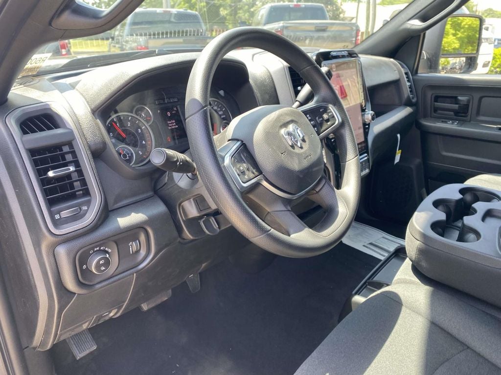 2026 RAM Ram 3500 RAM 3500 TRADESMAN CREW CAB 4X4 8' BOX