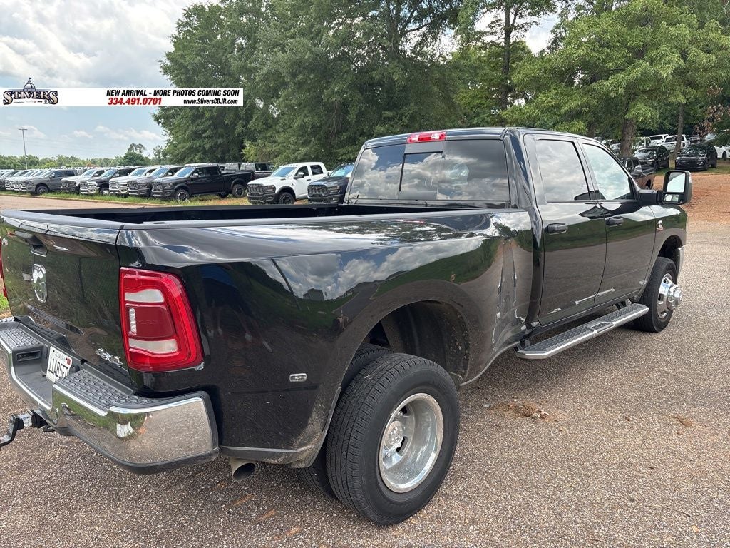 2024 RAM 3500 Tradesman Crew Cab 4x4 8' Box