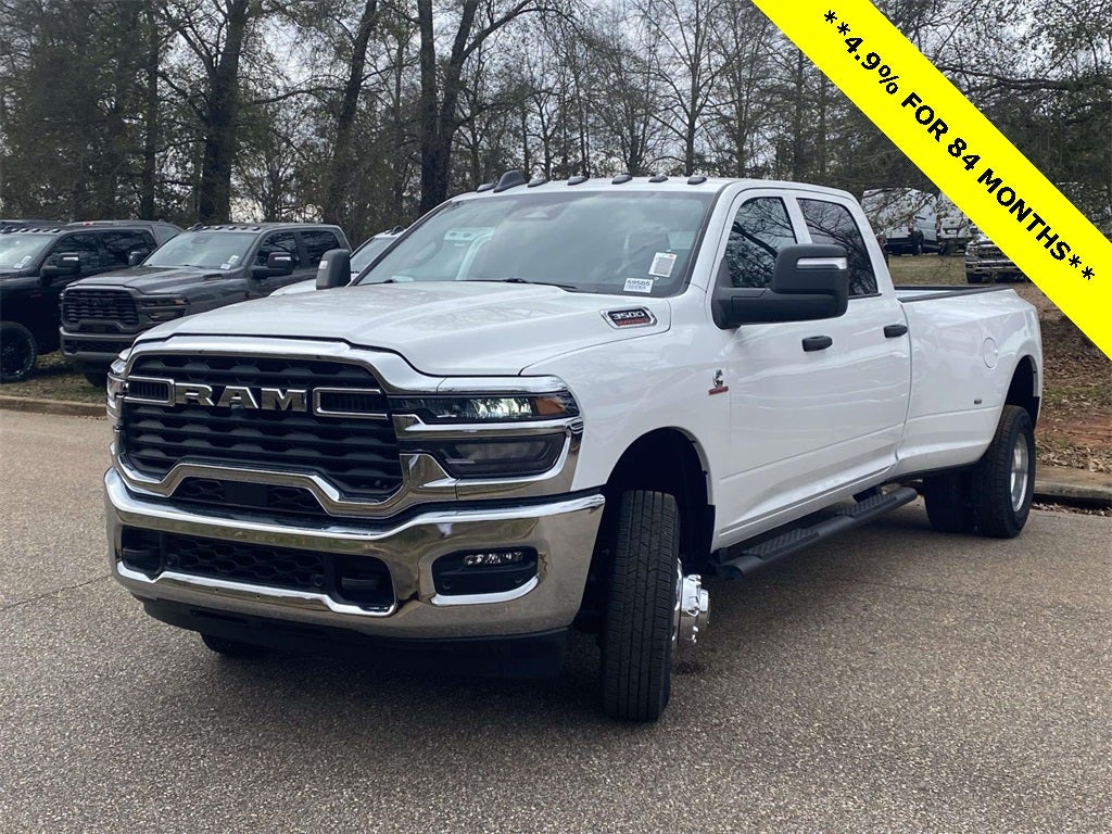 2026 RAM Ram 3500 RAM 3500 TRADESMAN CREW CAB 4X4 8' BOX