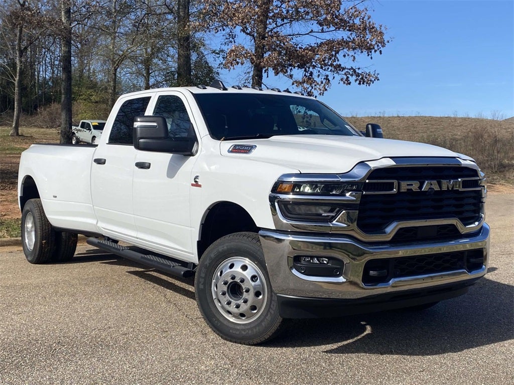 2026 RAM Ram 3500 RAM 3500 TRADESMAN CREW CAB 4X4 8' BOX