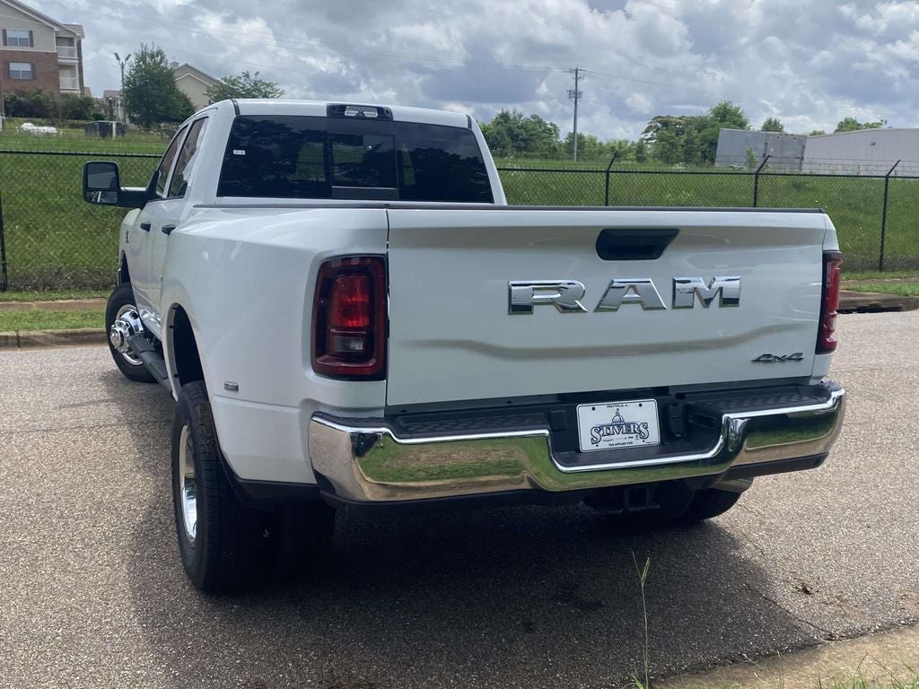 2026 RAM Ram 3500 RAM 3500 TRADESMAN CREW CAB 4X4 8' BOX