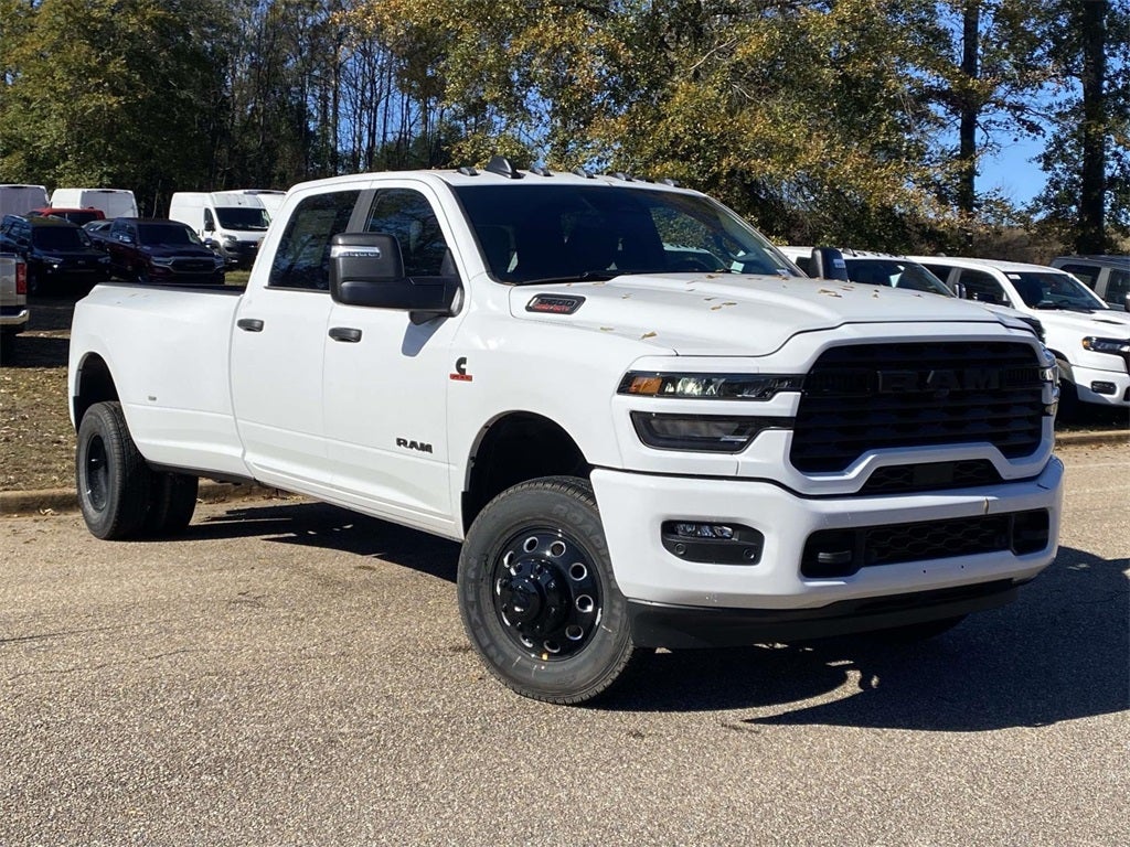 2026 RAM Ram 3500 RAM 3500 BIG HORN CREW CAB 4X4 8' BOX