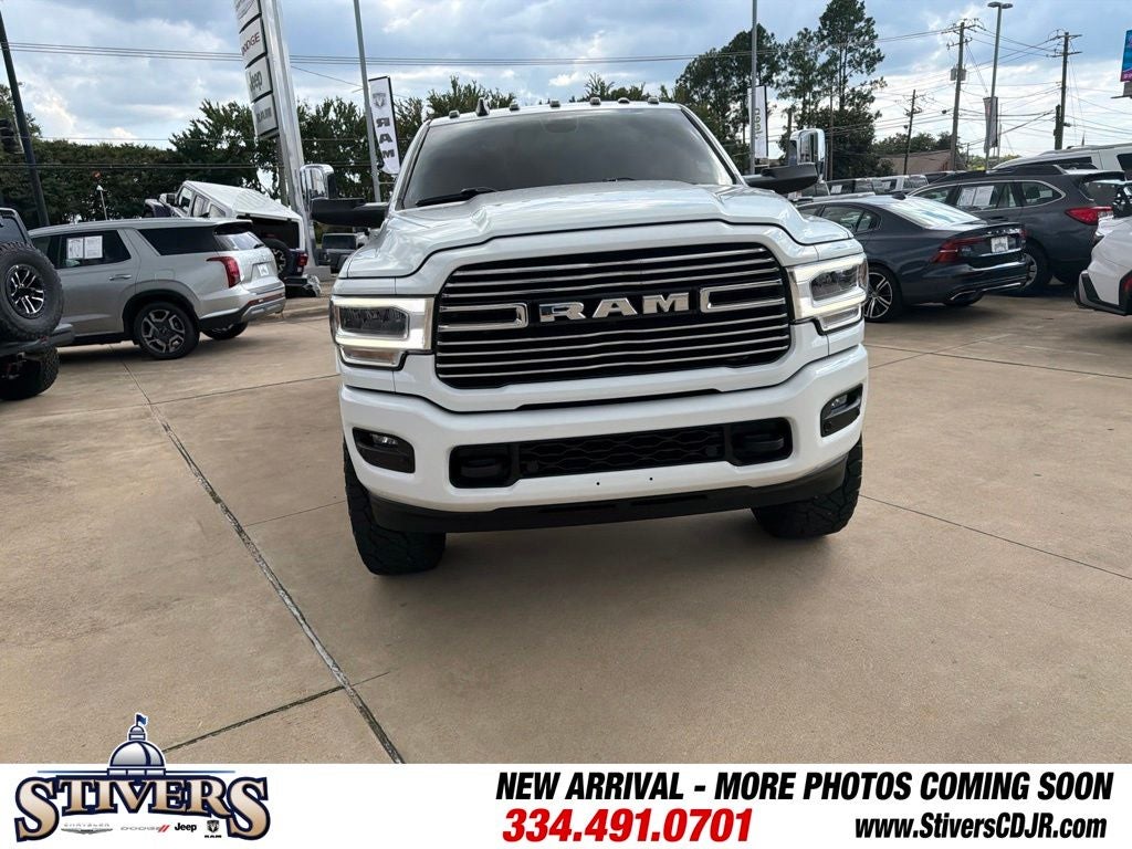 2022 RAM 3500 Laramie Crew Cab 4x4 8' Box