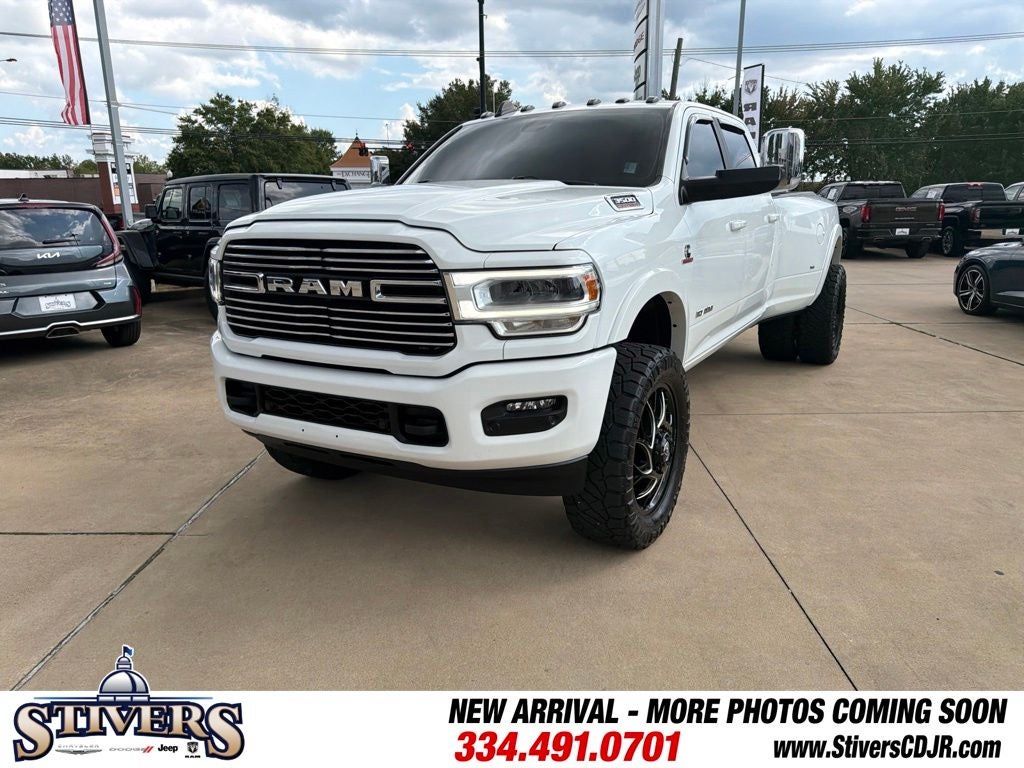2022 RAM 3500 Laramie Crew Cab 4x4 8' Box