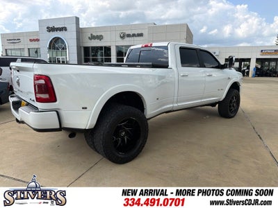 2022 RAM 3500 Laramie Crew Cab 4x4 8' Box