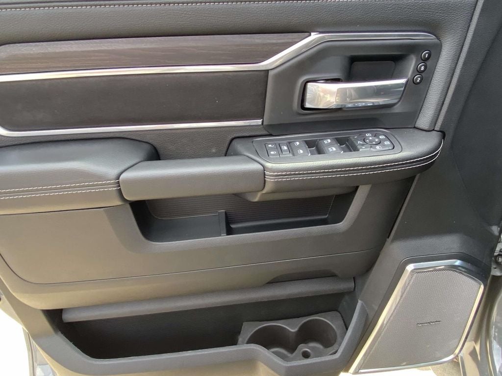 2026 RAM Ram 3500 RAM 3500 LARAMIE CREW CAB 4X4 8' BOX