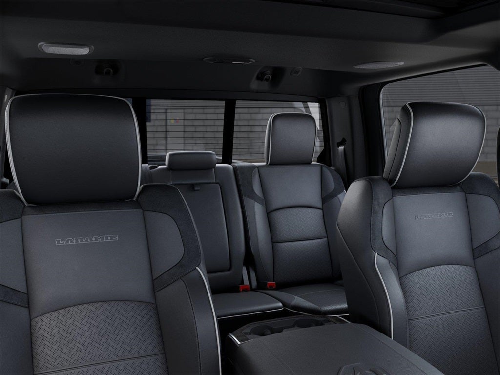 2026 RAM Ram 3500 RAM 3500 LARAMIE CREW CAB 4X4 8' BOX