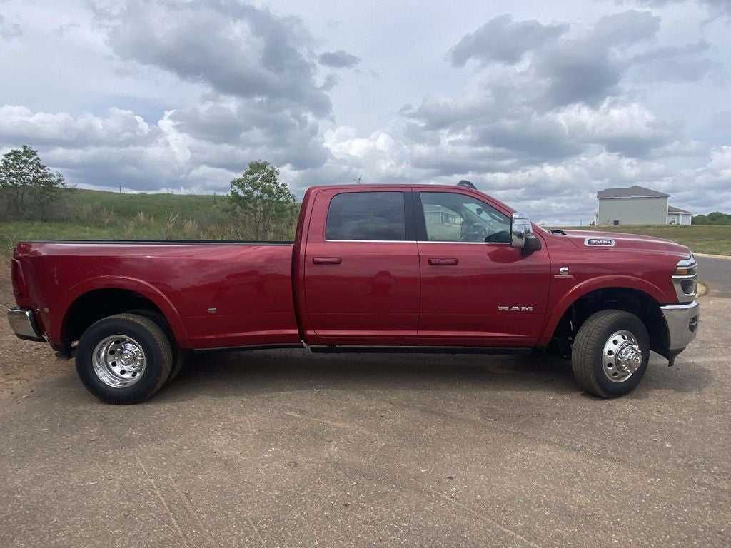 2026 RAM Ram 3500 RAM 3500 LIMITED LONGHORN CREW CAB 4X4 8' BOX
