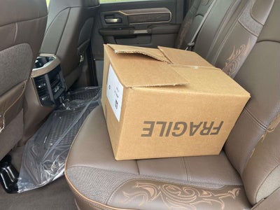 2026 RAM Ram 3500 RAM 3500 LIMITED LONGHORN CREW CAB 4X4 8' BOX