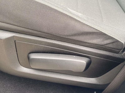 2023 RAM 1500 Classic SLT Crew Cab 4x4 5'7' Box