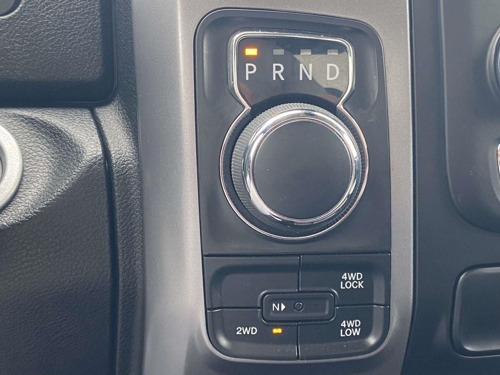 2023 RAM 1500 Classic SLT Crew Cab 4x4 5'7' Box