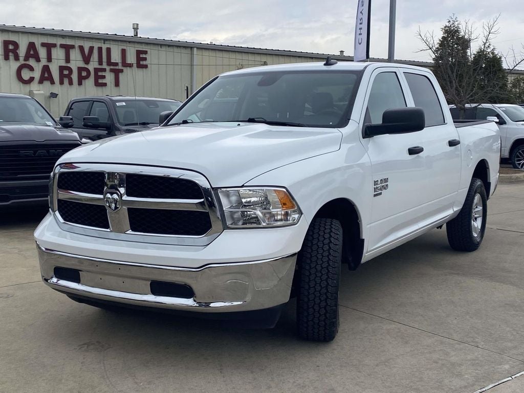 2023 RAM 1500 Classic SLT Crew Cab 4x4 5'7' Box