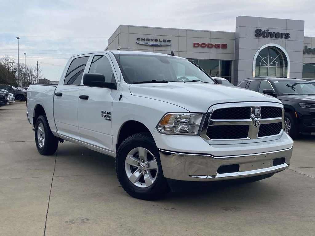 2023 RAM 1500 Classic SLT Crew Cab 4x4 5'7' Box