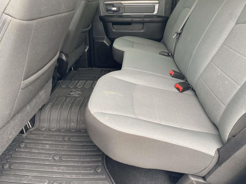 2023 RAM 1500 Classic SLT Crew Cab 4x4 5'7' Box