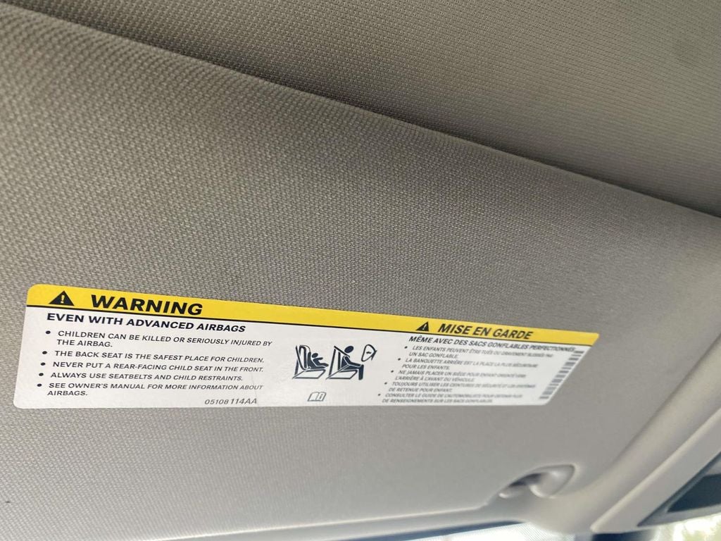 2023 RAM 1500 Classic SLT Crew Cab 4x4 5'7' Box