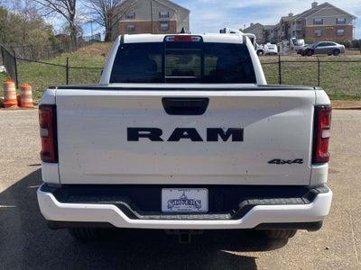 2026 RAM Ram 1500 RAM 1500 EXPRESS CREW CAB 4X4 5'7' BOX