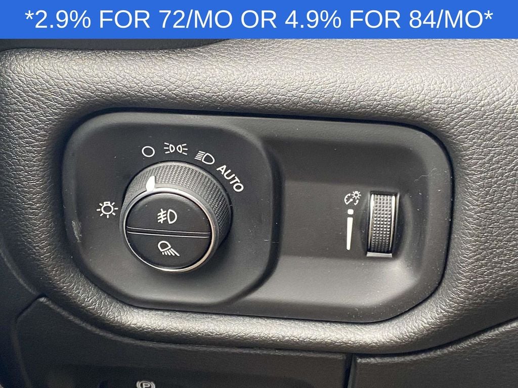 2026 RAM Ram 1500 RAM 1500 EXPRESS CREW CAB 4X4 5'7' BOX